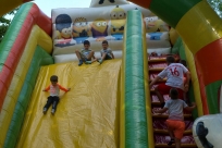 Dmuchana zjeżdżalnia